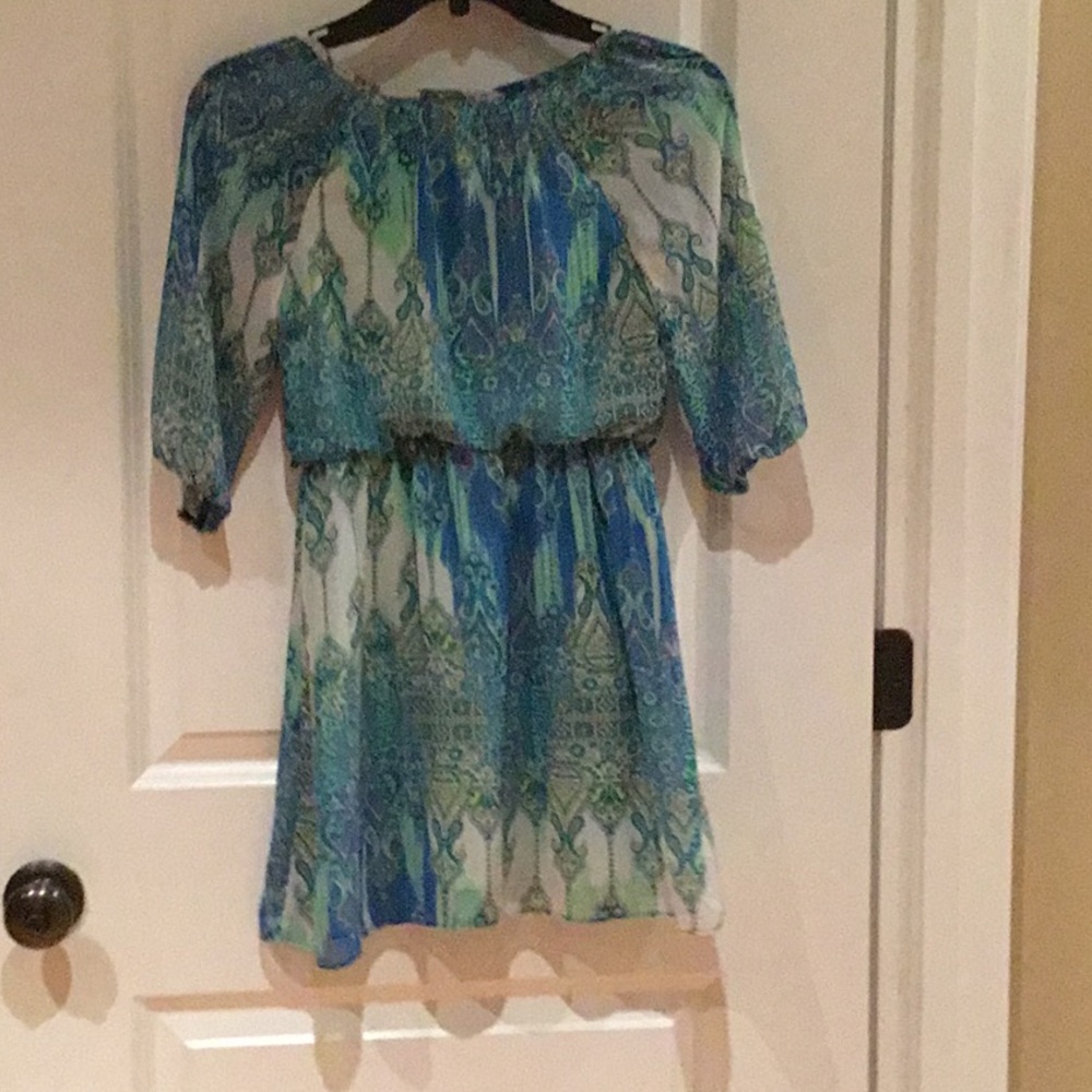 Dress - Picture 2 of 2